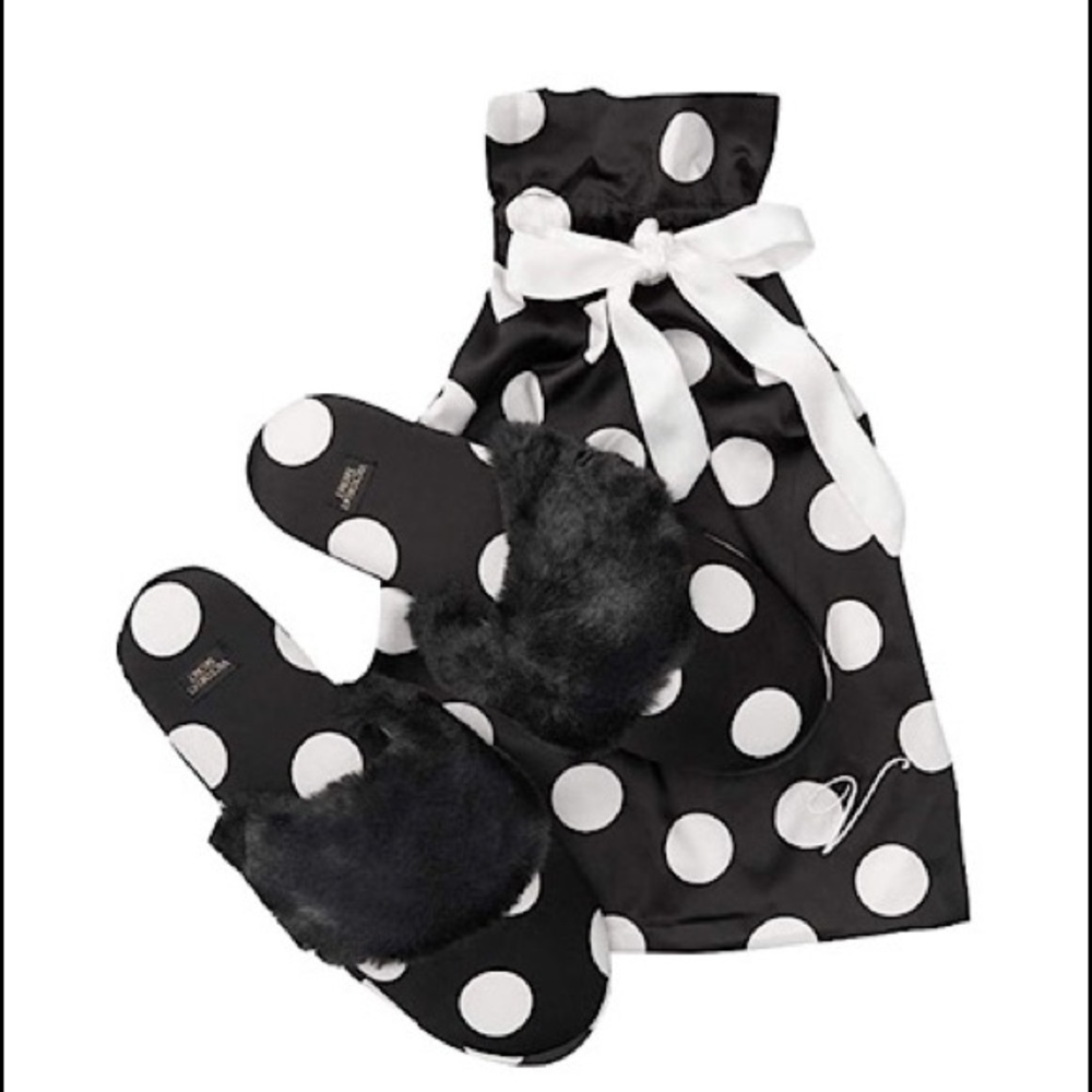 VS Signature Slippers Polka Dot Faux Fur SM 5-6